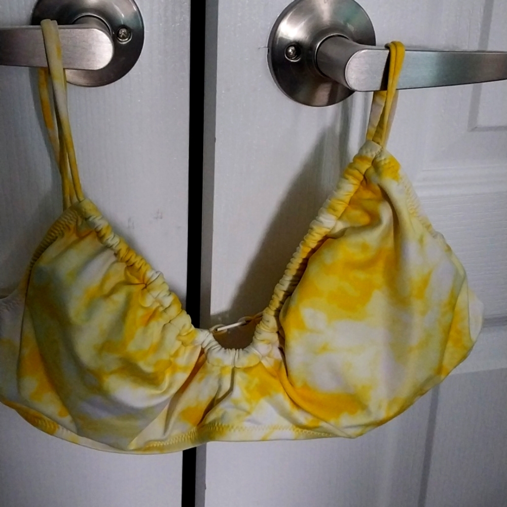 Top piece bathing suite